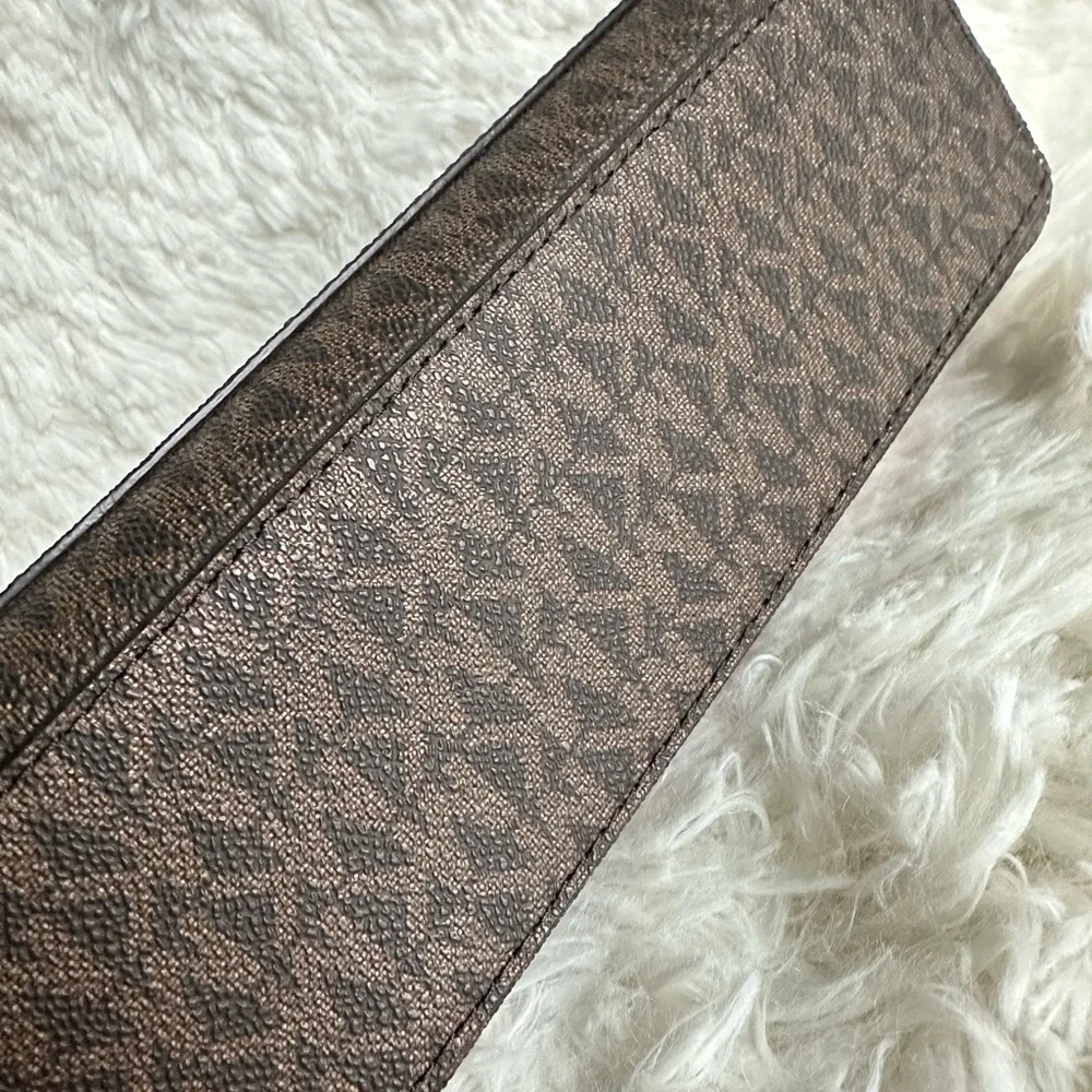 Michael Kors Lita Brown and Pink Crossbody Bag - Picture 7 of 13